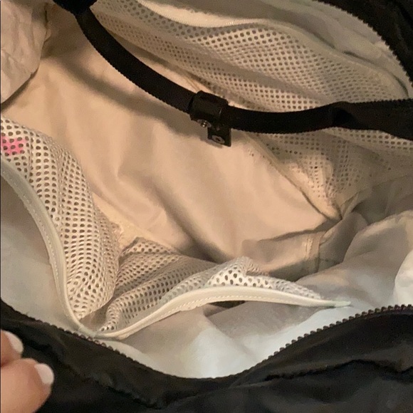 Lululemon oversized bag with yoga mat carrier - Picture 2 of 3